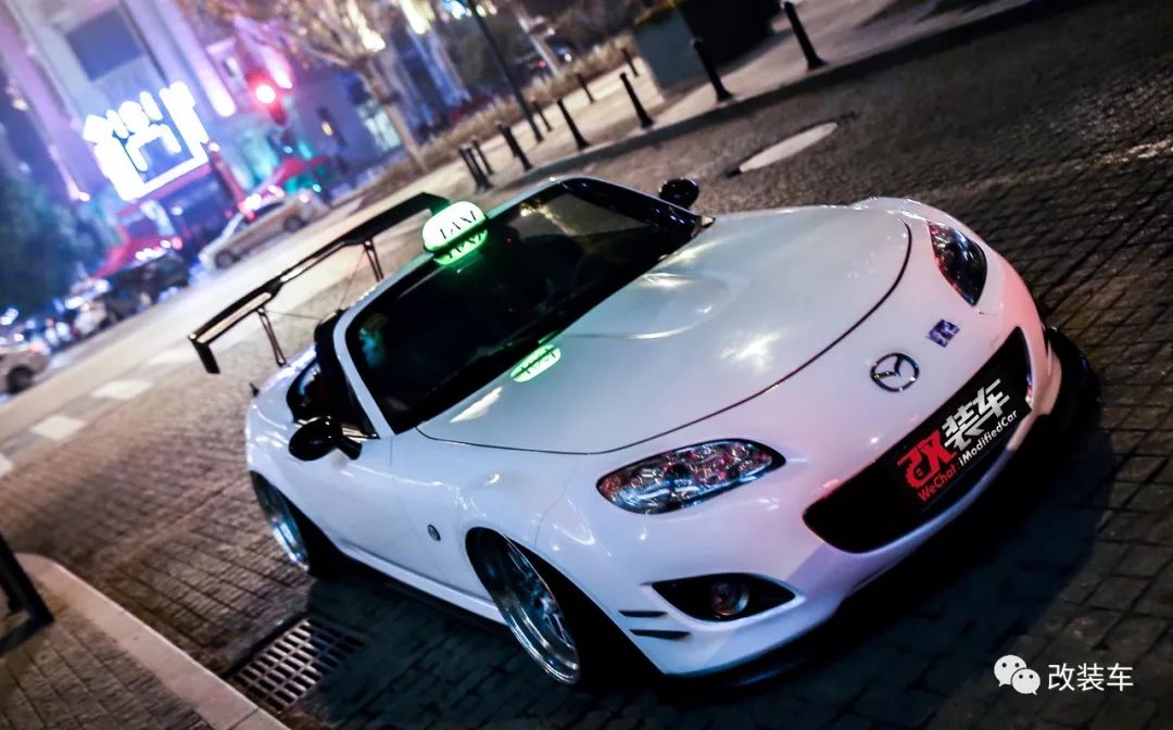 虽然马自达MX-5 NA翻灯设计迷人,但NC似乎更可爱!_搜狐汽车_搜狐网