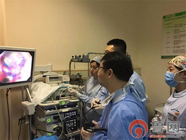 该病传统的治疗方法是腹腔镜下heller手术,但是这类外科手术创伤大