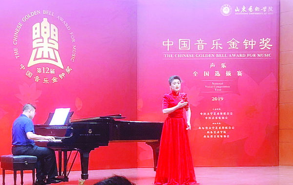 惠州歌手阳韶芝闯入金钟奖决赛惠州声乐界一大突破