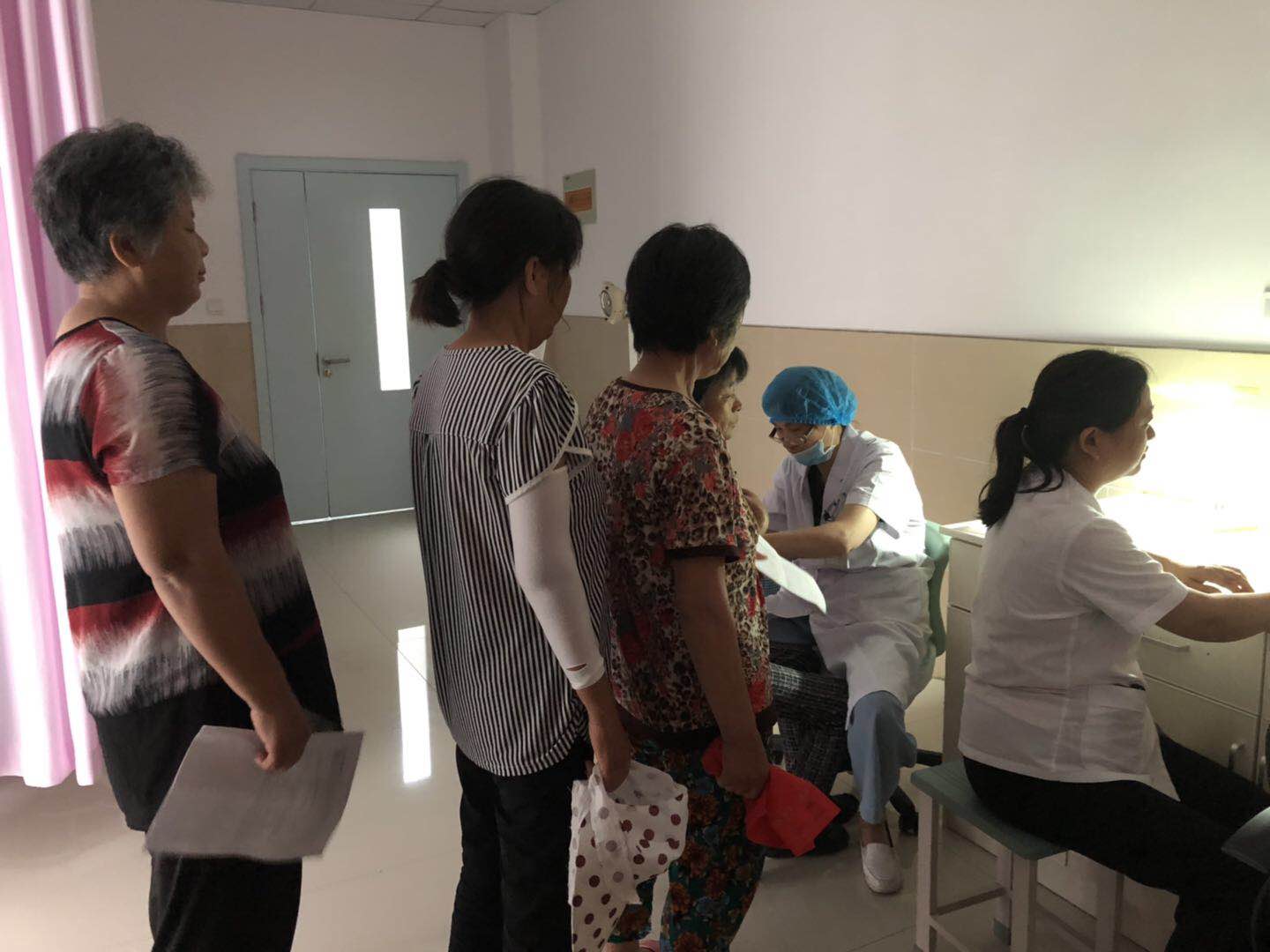 宝应县曹甸镇开展"两癌"筛查