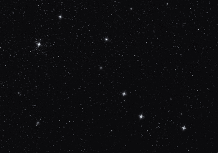 一片叶子掉进水里,打破了表面的平静,淌开了一圈圈涟漪;一颗星星划过