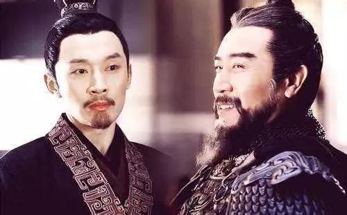 诸葛亮这个弱点却是郭嘉的强项所以郭嘉不死卧龙不出