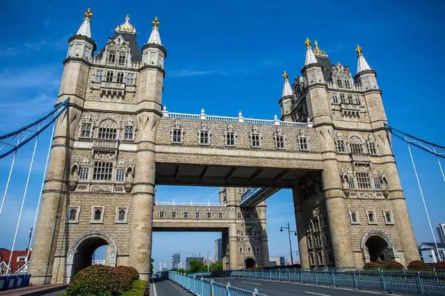 每一座外国著名建筑的背后,都有一个中国宿敌_伦敦塔