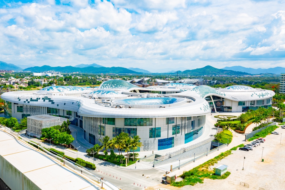 国内最风情的海滨城市,有东方夏威夷之称,酒店旅游非常发达 国内最风情的海滨城市,有东方夏威夷之称,酒店旅游非常发达