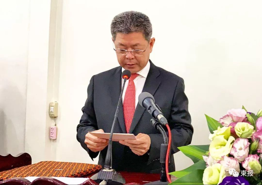 西港新省长手腕强硬雷厉风行?大有来头!_郭忠良