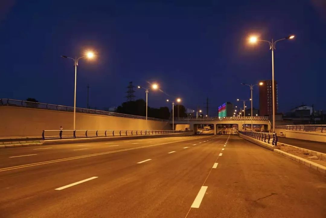 赞长治紫金西街铁路立交桥今日正式通车