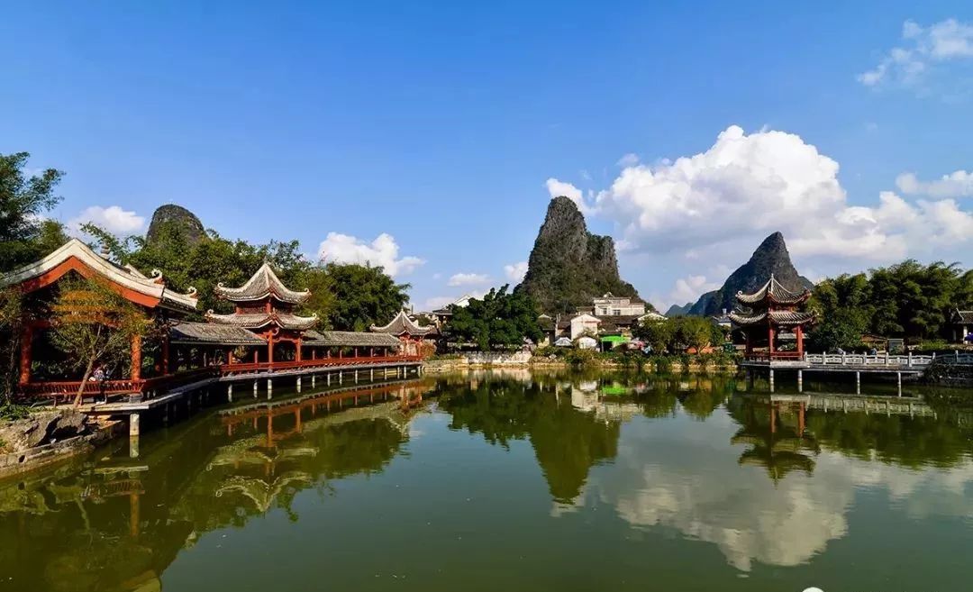 三天399元中国最美小镇黄姚姑婆山仙姑瀑布