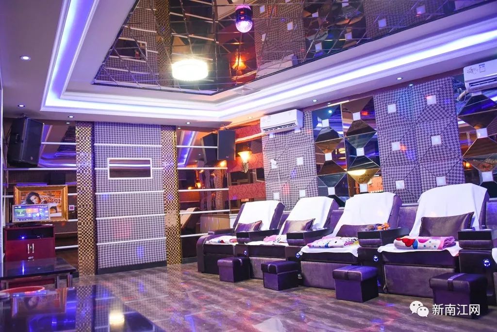 实拍南江首家k歌沐足一体舒鑫k歌沐足会所隆重开业