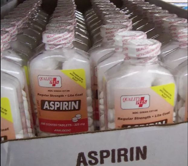 这两种常用的退烧药,孩子最好别用了!后果可能很严重