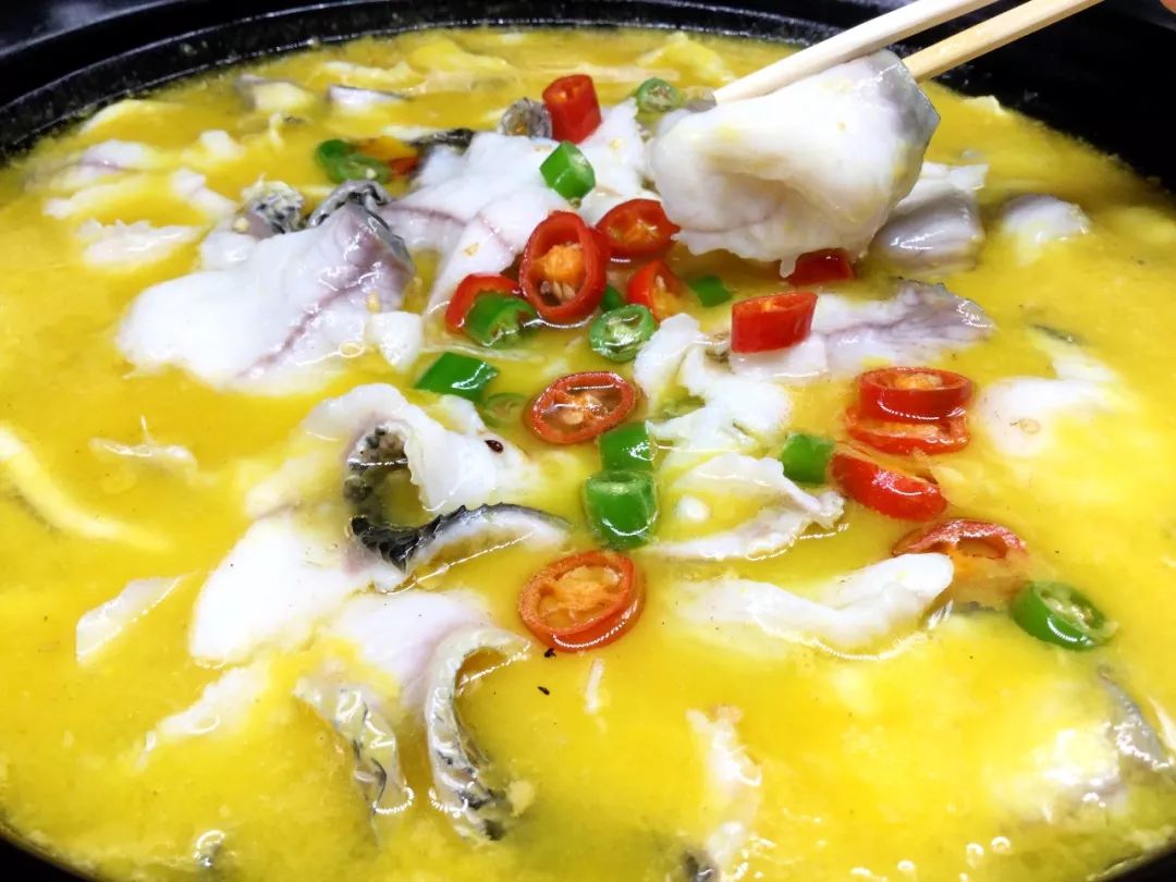 酸菜鱼放啥腌鱼料使鱼片白又煮后不烂