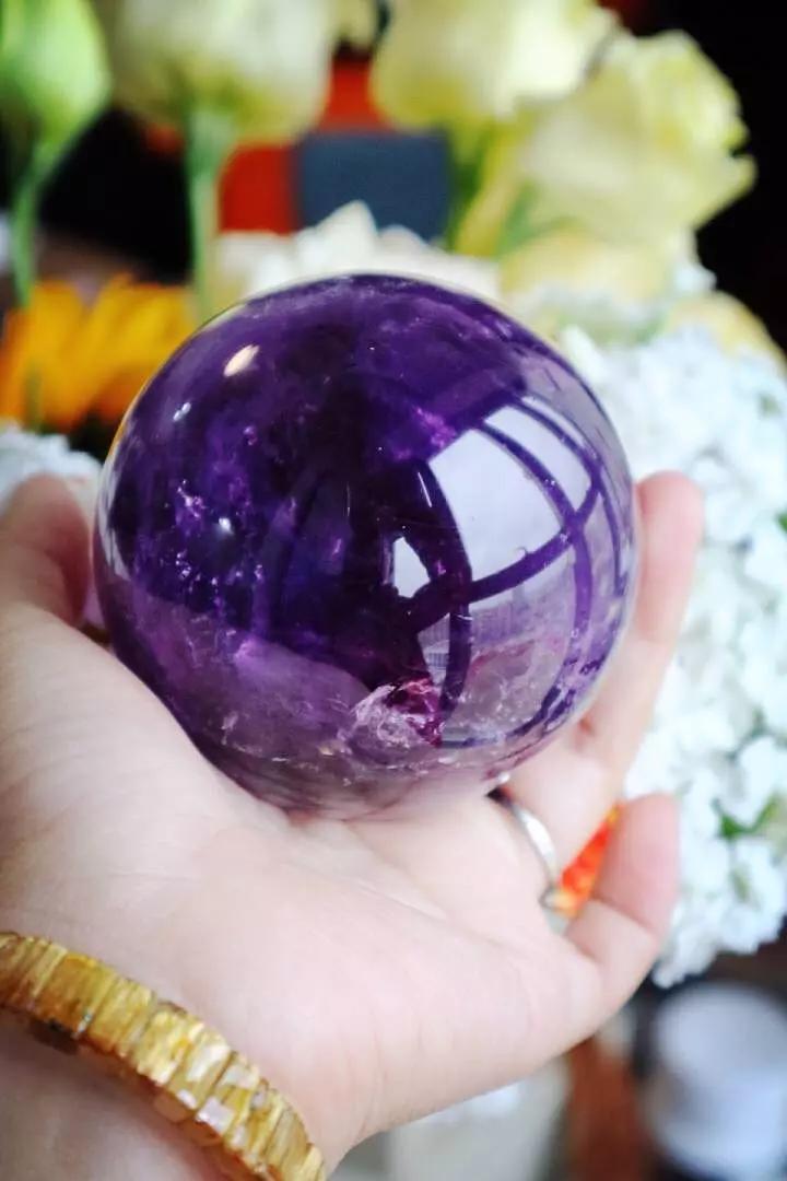 珠宝饰品加盟店佩戴紫水晶能让人变聪明佩戴紫水晶的功效与作用