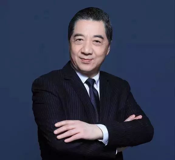 全靠局座张召忠，让我成功娶到女神！_南京