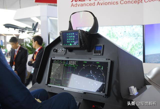 歼20智能化水平有多高能听懂89种方言喊一声就能发射导弹