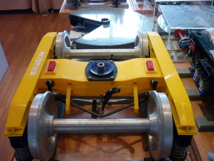 道听途说中国造出碳纤维地铁列车减肥1330年内不会疲劳失效转向架小结