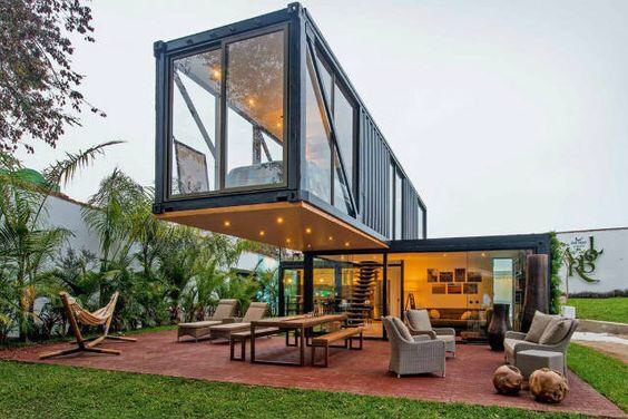 新型集装箱住宅,花很少的钱住可移动的房子