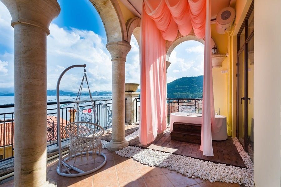 卫生间深圳南澳海贝湾·世纪海景(洋畴湾花园)-海上云堡（7房12床）