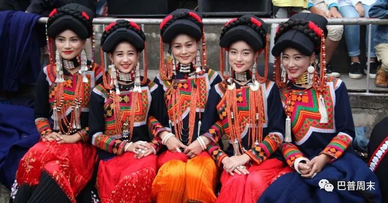 美姑县2019尼姆约纱茨民俗活动传统扎色选美比赛公告