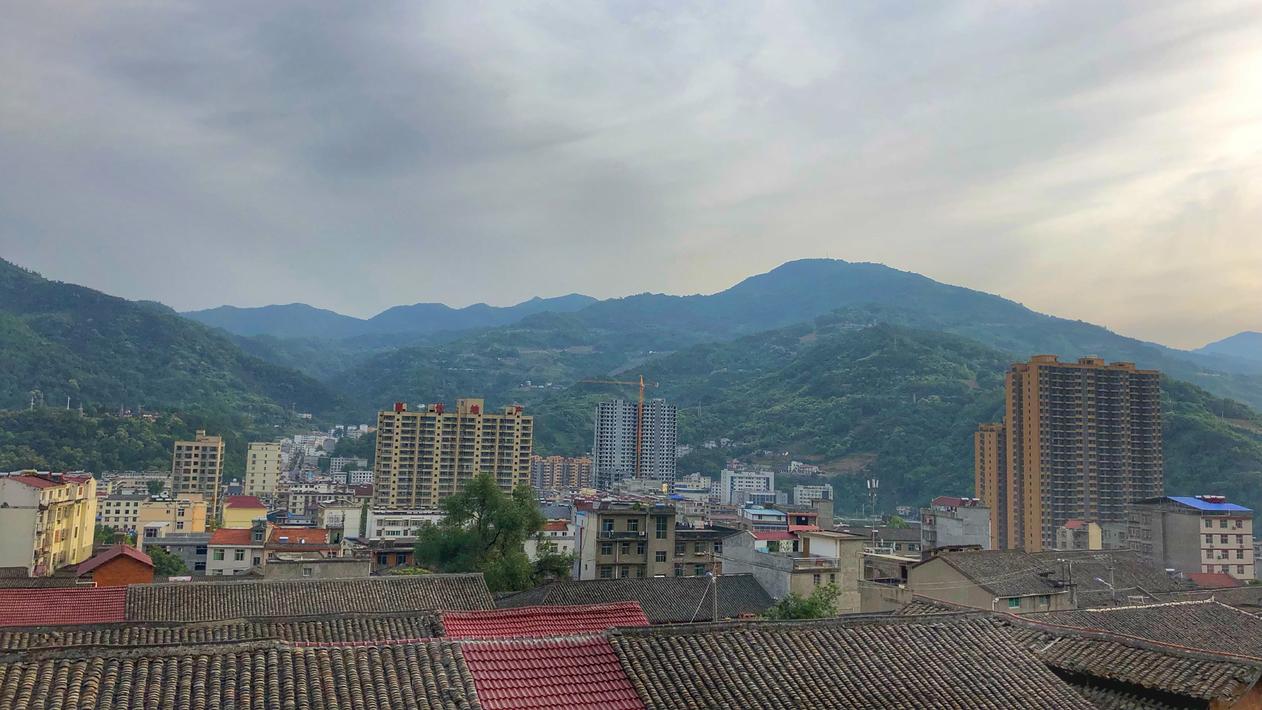 从这群老男孩的故事中,我们看到了自己踢球的样子_福海