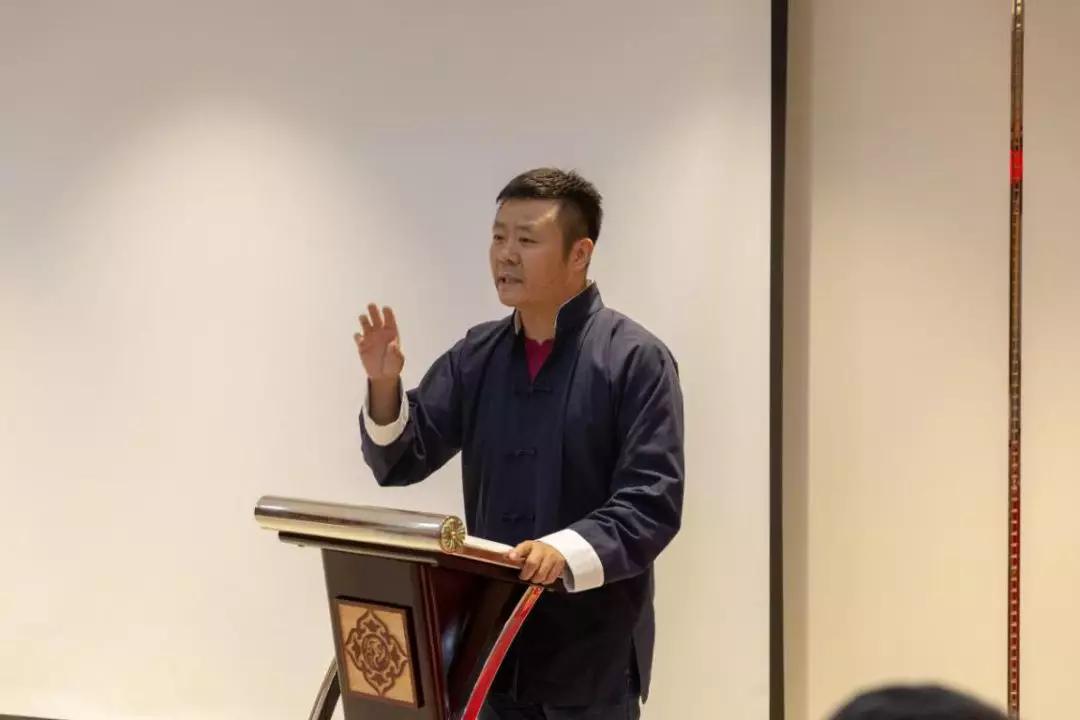 老美华董事长韩志永也从双方的合作谈起,对百胜软件的专业度表示肯定