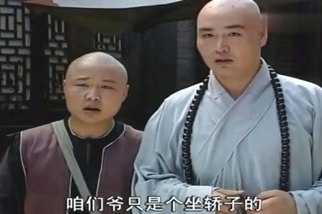 他是国家一级演员曾代替赵亮出演三德子如今低调拿影帝