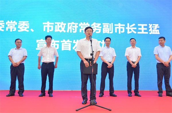 多卡变一卡为生活带来便捷自贡市社保卡持卡人数已达271万人