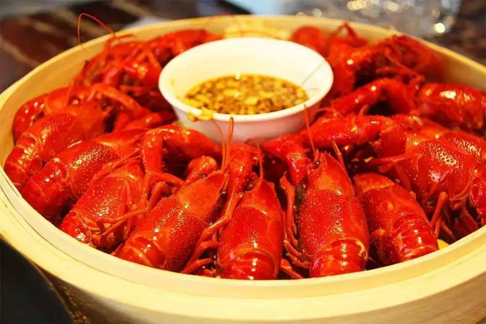 不来一趟湖北潜江,真的不知道小龙虾可以这么好吃. _清蒸