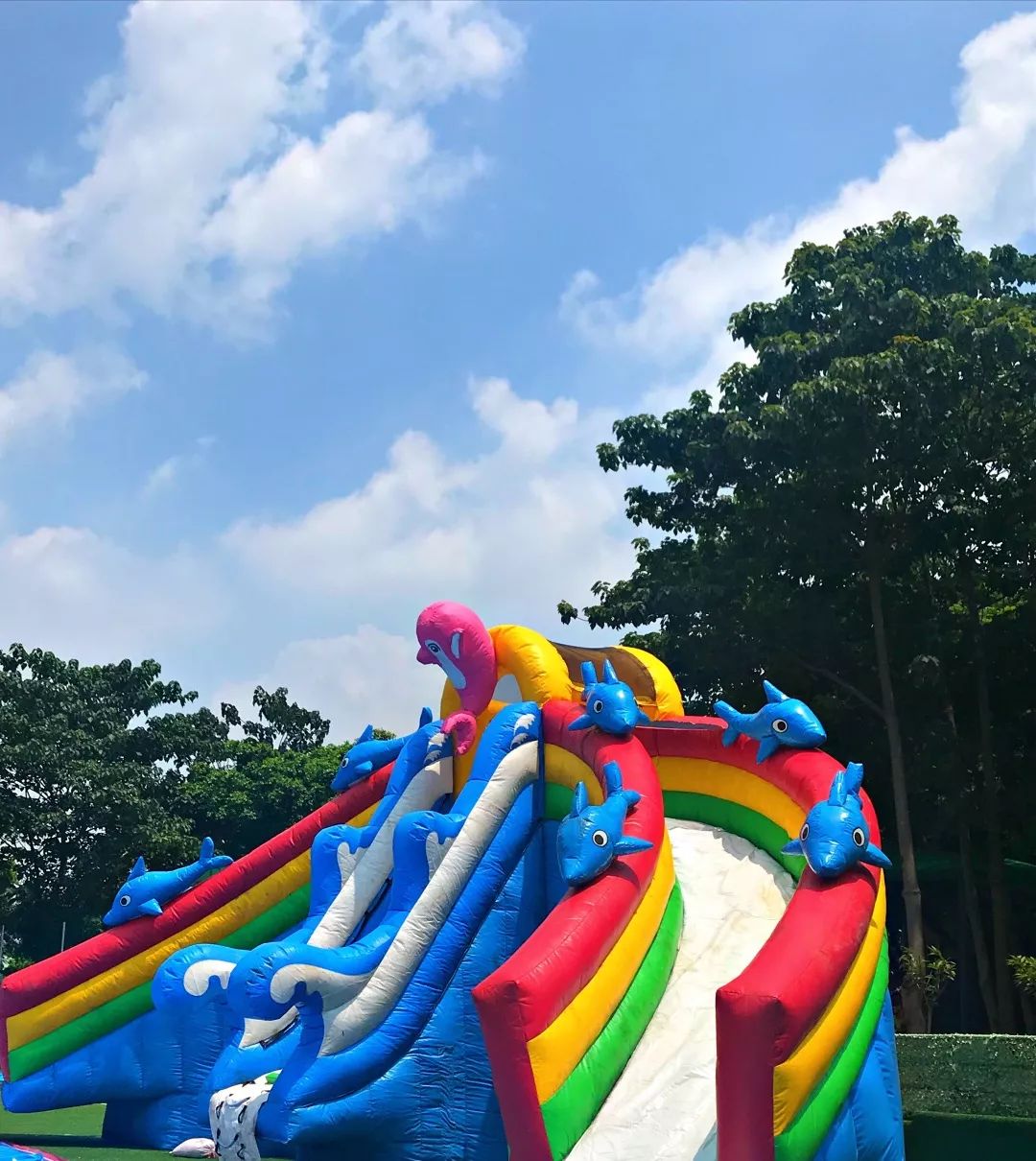 还有梦幻泡泡秀,夏日清凉避暑尽在番禺格林东庄!