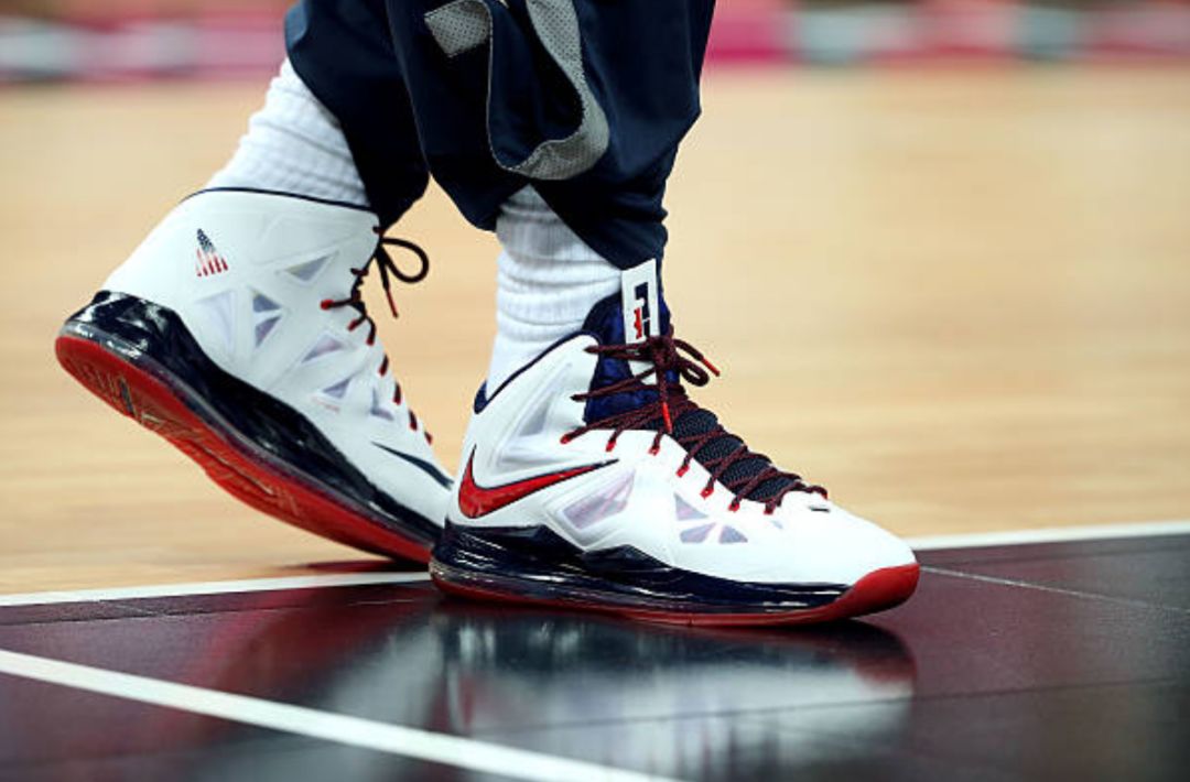 勒布朗詹姆斯的球鞋故事