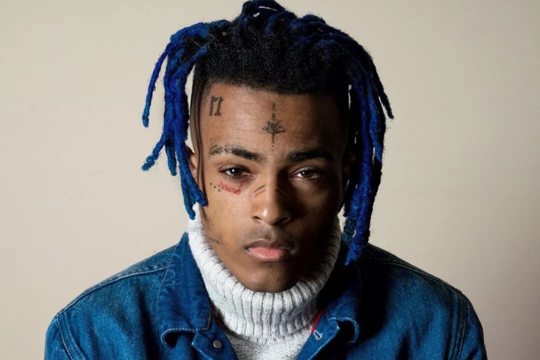 xxxtentacion死后的一年你是否已经忘记他了ktv