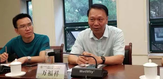 长春茶文化研究会秘书长齐晟博, 河北省茶产业促进会副会长王贺平