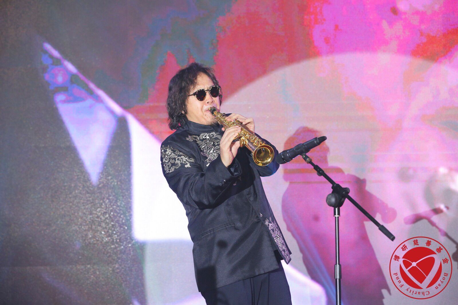 《you raise me up》《肖斯塔科维奇第2圆舞曲》等萨克斯曲目,伍迪