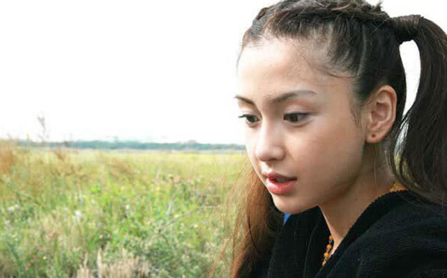 抛开演技平心而论,真的被baby这11年前的"老照片"惊艳到