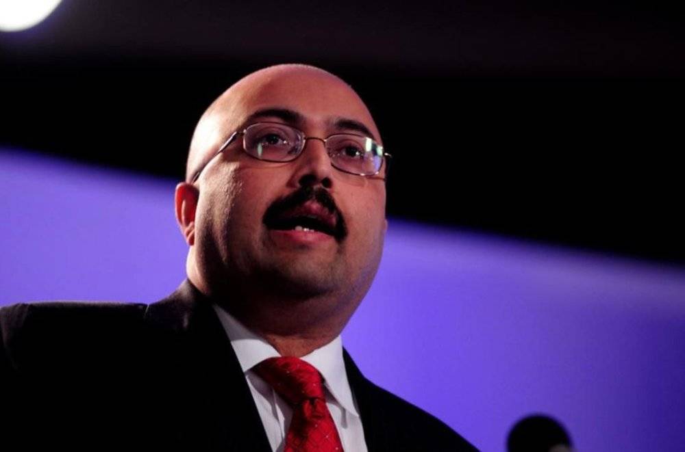 2016年,sunil kumar卸任芝加哥大学布斯商学院的院长,转任约翰