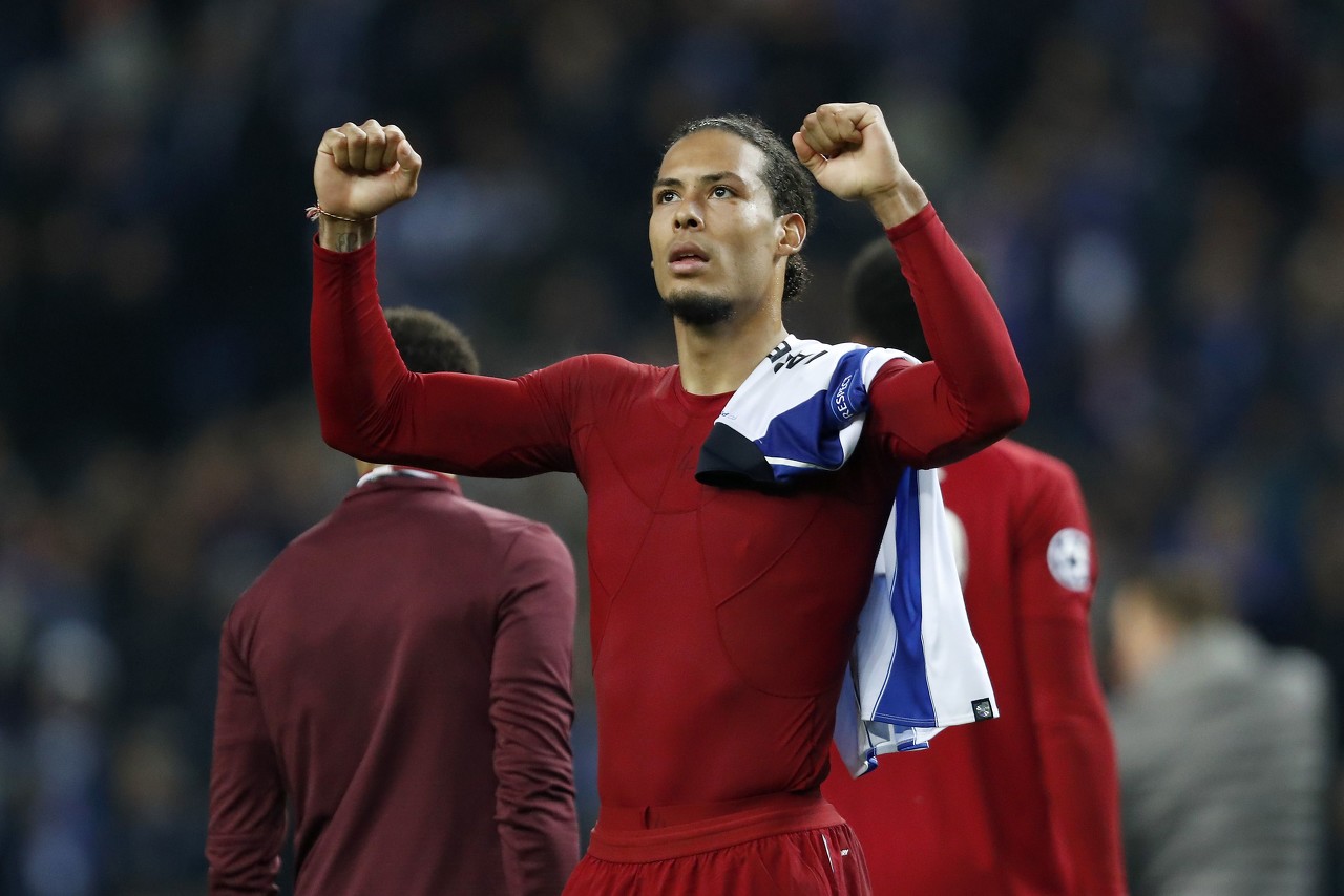 后卫转会身价排行6人达5000万镑范迪克居首