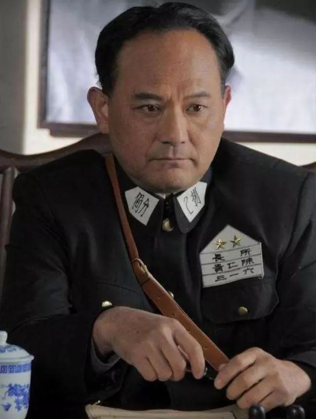 还记得电影难忘的战斗里被秤砣袭击的小战士吗