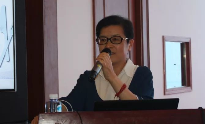 复旦大学附属华山医院临床营养科 刘景芳 主任