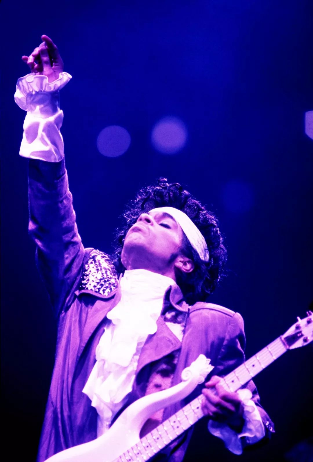 如果你对现状不满意请听听35年前那场紫雨