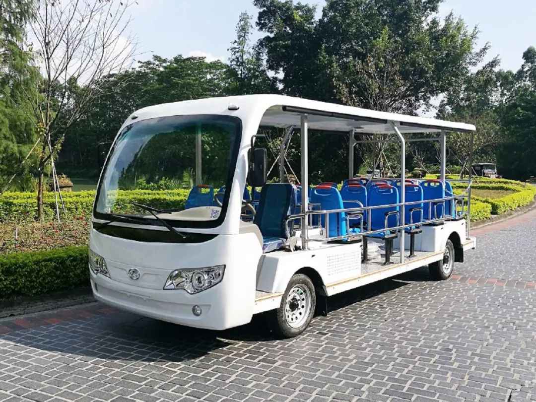 震撼来袭!自驾旅游观光车现身三亚