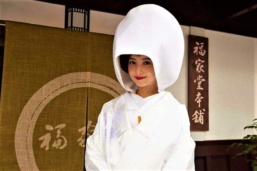 日本的这种婚服确定不是中国丧服?婚姻果然是爱情的坟墓