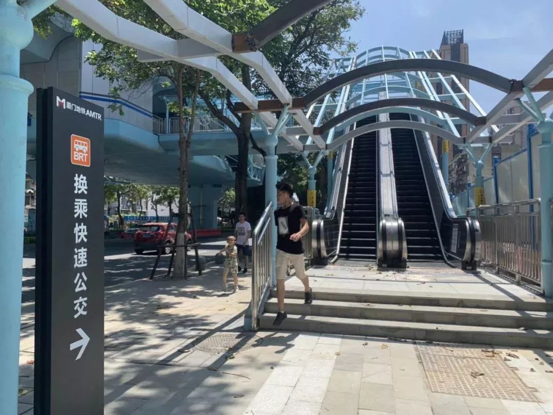 新brt文灶站昨日试乘是目前唯一与地铁1号线相连的brt站点