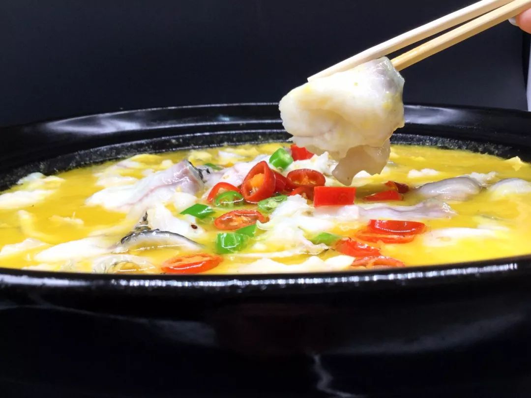 酸菜鱼放啥腌鱼料使鱼片白又煮后不烂