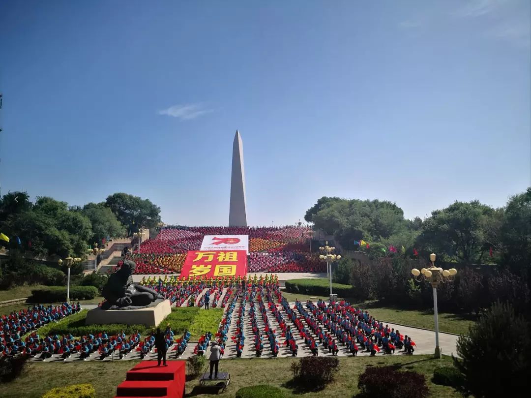 阳泉文化旅游合唱展演暨省第十四届"三晋之春"合唱比赛,在狮脑山百团