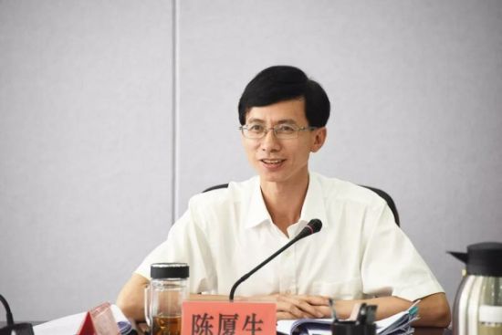 武平县委书记陈厦生主持召开县委常委会会议暨县委全面深化改革委员会