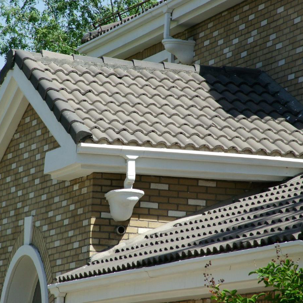 彩色水泥瓦在市场上仍举足轻重