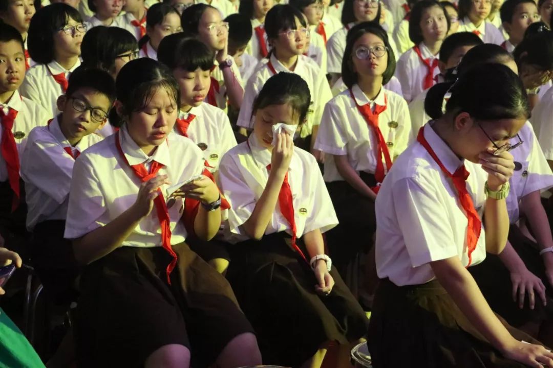 毕业正好未来可期记东华小学2019届毕业生欢送会