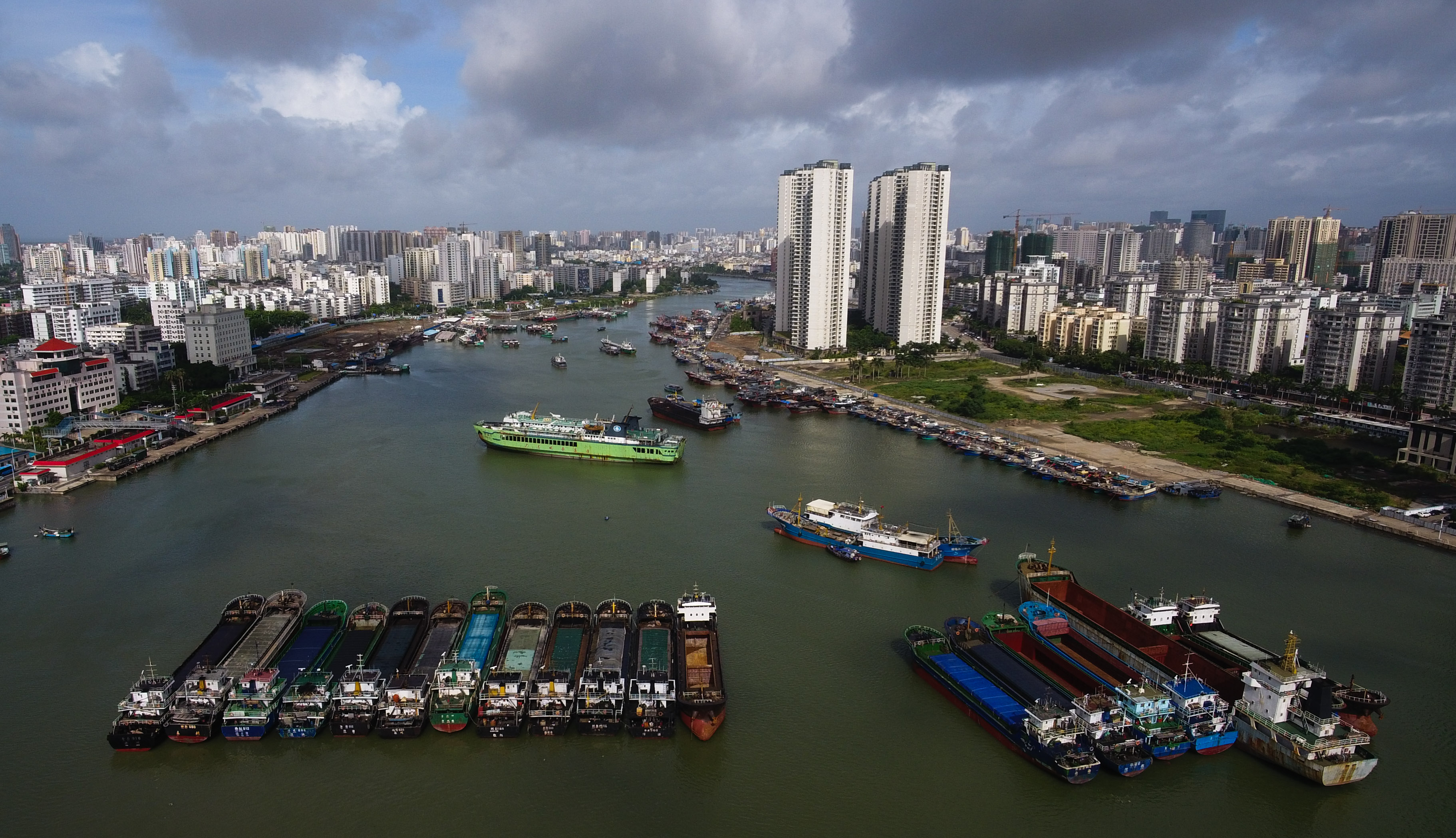 海口港码头图片