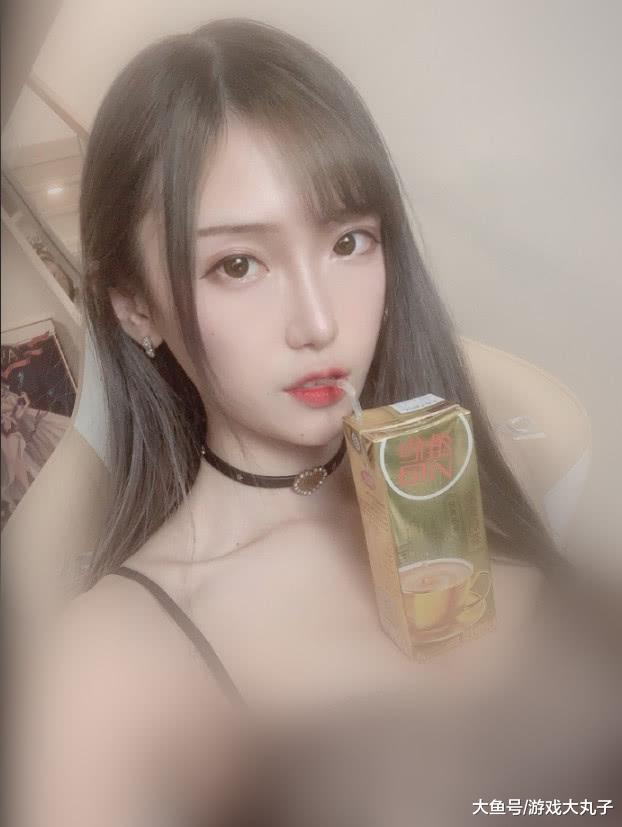 大家都知道腐团儿以二次元cos出身,所以自身条件也都是比较优越的