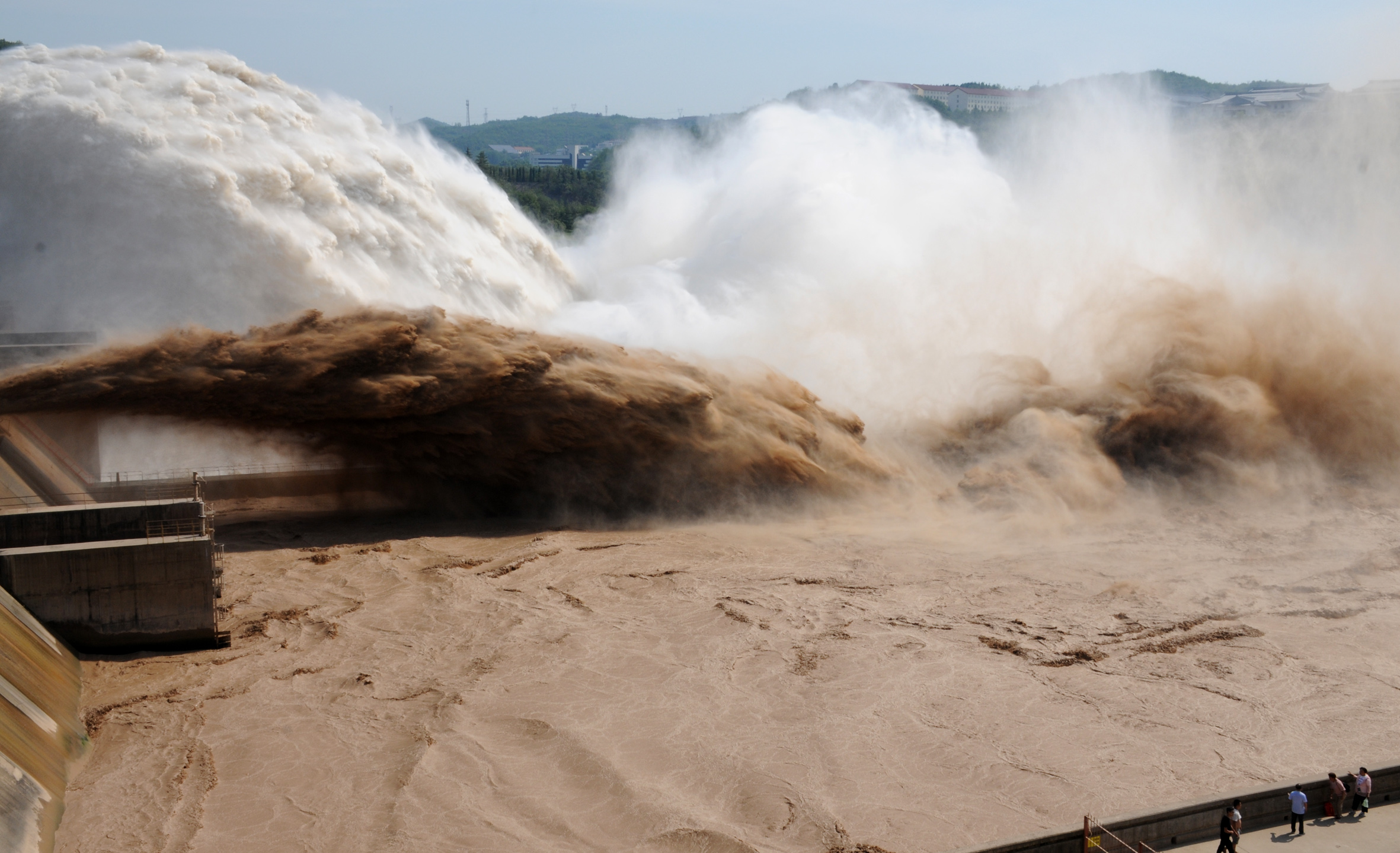 "双龙"飞腾小浪底