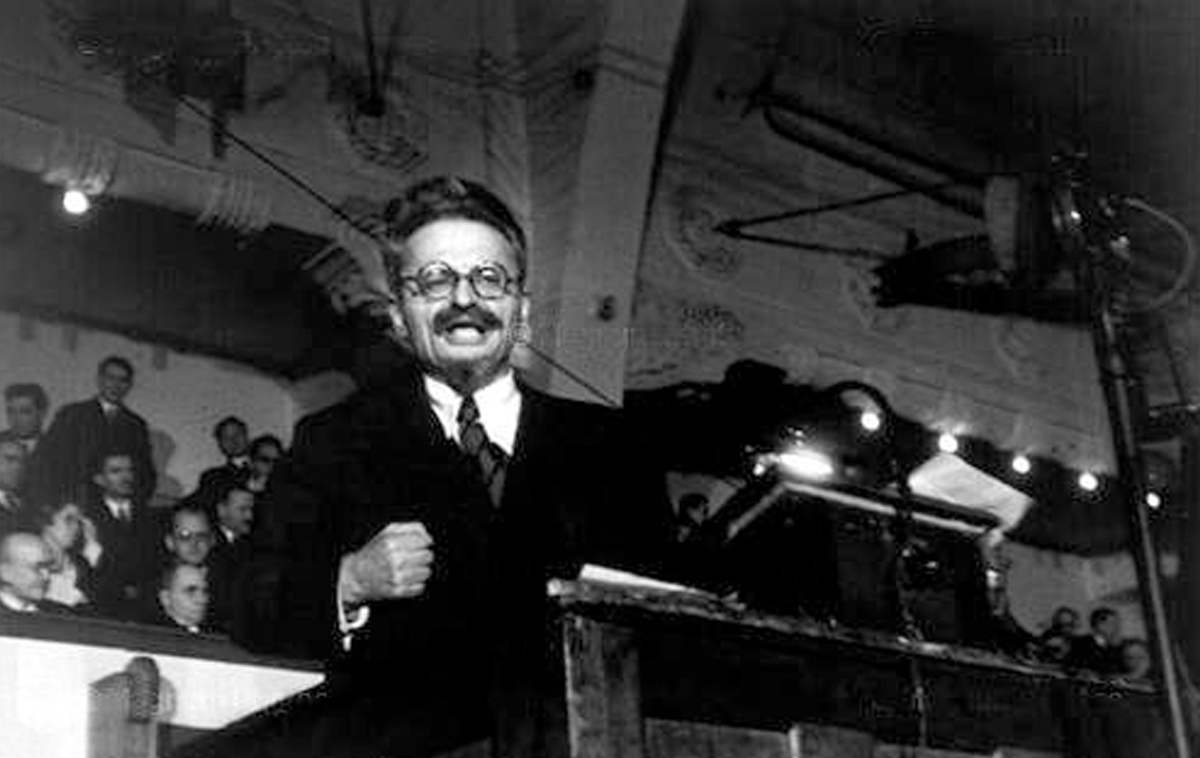 列夫·托洛茨基(leon trotsky)与列宁同为俄国红军和布尔什维克革命的