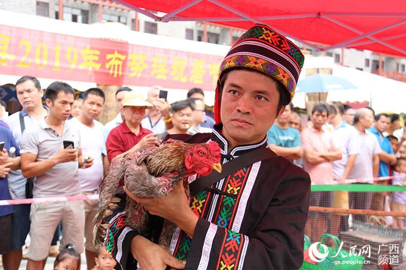 广西大化瑶族自治县迎来布努瑶群众称之为"瑶年"的祝著节